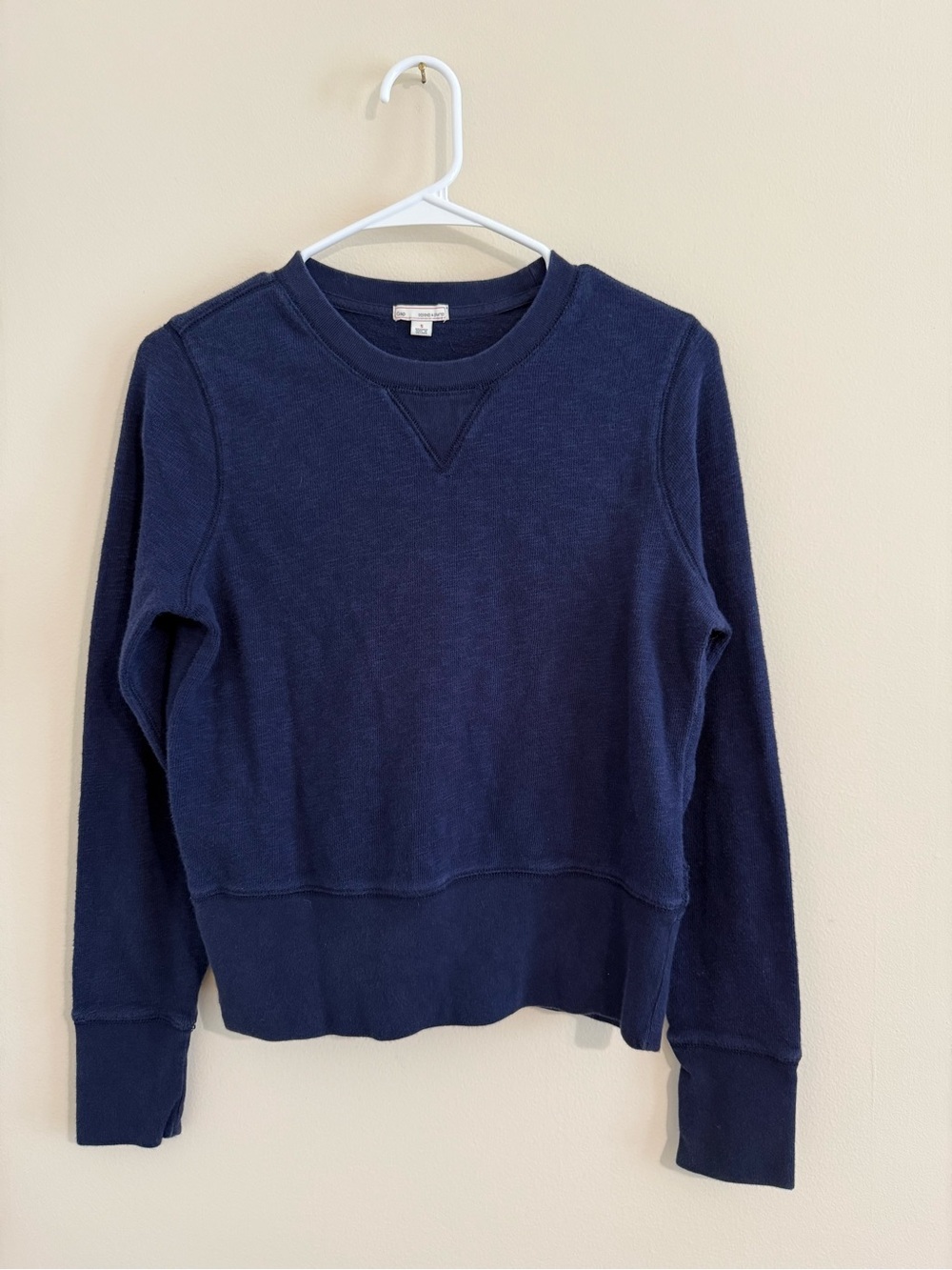GAP Navy Blue Knit Sweater Women’s Small 100% Cotton Casual V-neck detail